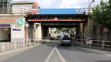 Brückenschaden am Bahnhof - Zepernick - Bahnverkehr unterbrochen