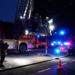 Feuerwehr Bernau: Drehleiter, Wasser und Blumen zur Hochzeit 10 Feuerwehr Bernau: Drehleiter, Wasser und Blumen zur Hochzeit