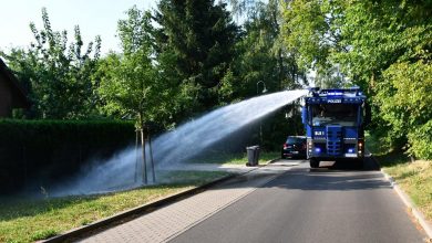 Bundespolizei unterstützt Ahrensfelde mit Wasserwerfern beim Gießen