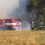 Bernau: Brand in Schönow unter Kontrolle - ein Kamerad verletzt 12 Bernau LIVE