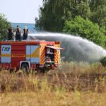 Bernau: Brand in Schönow unter Kontrolle - ein Kamerad verletzt 22 Bernau LIVE