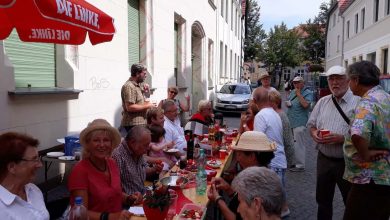 Die Linksfraktion Bernau lud zum Sommerfrühstück in die Innenstadt