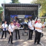Bunt geschmückte Wagen beim Erntefest in Grüntal / Sydower Fließ 61 Bernau LIVE