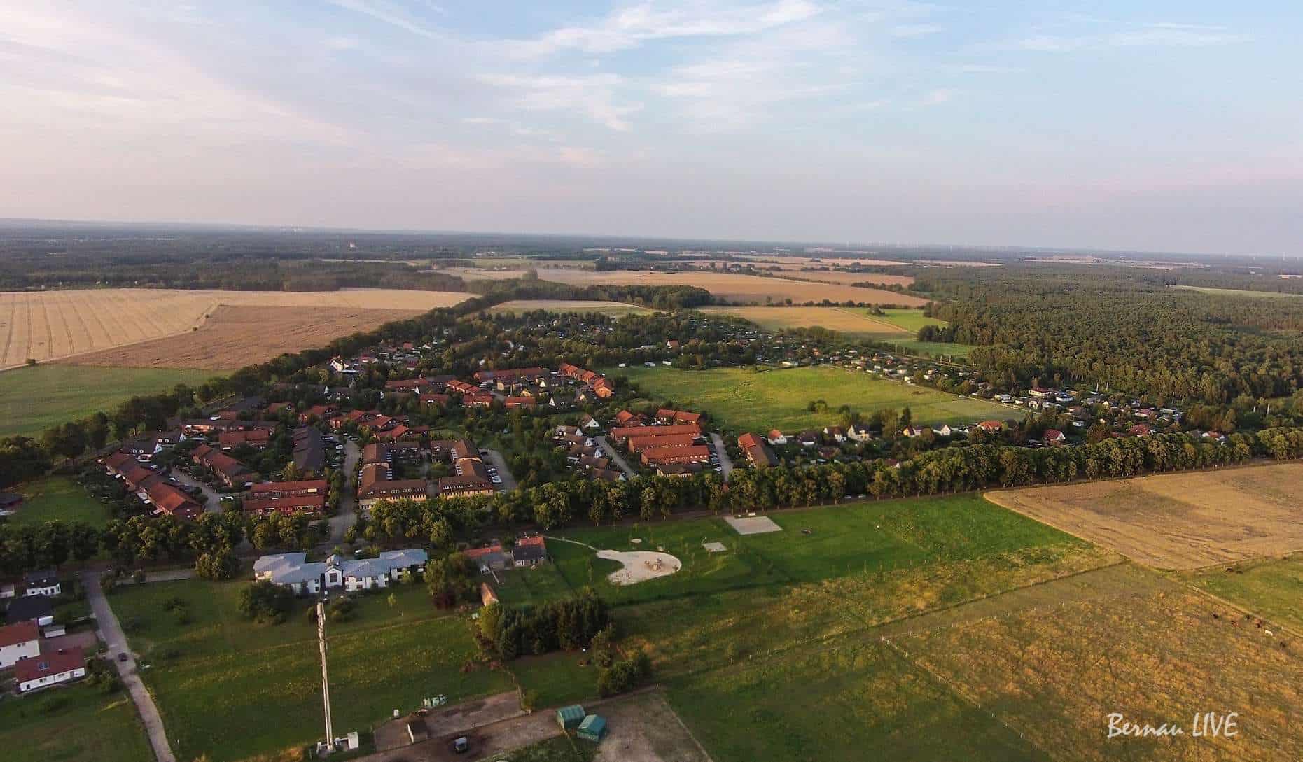 Rüdnitz: Herbstfest und Kindersachen-Flohmarkt am Samstag 3 Martinsumzug in Rüdnitz mit Besuch der Dorfkirche