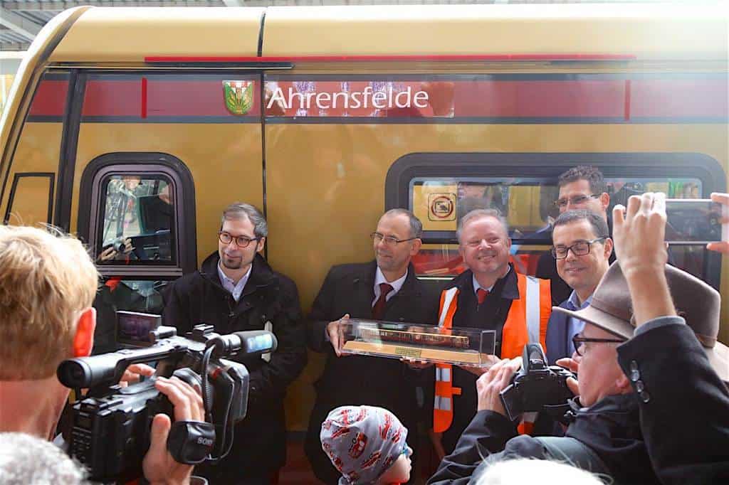 Zum Gemeindejubiläum: S-Bahnzug auf den Namen „Ahrensfelde“ getauft