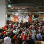 Kerstin Ott rockte Bernau und sorgte für eine volle Bahnhofs-Passage 20 Bernau LIVE