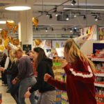 Spontane Tanz- und Gesangseinlage im Edeka-Center Bernau 2 Bernau LIVE
