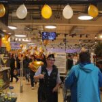 Spontane Tanz- und Gesangseinlage im Edeka-Center Bernau 16 Bernau LIVE