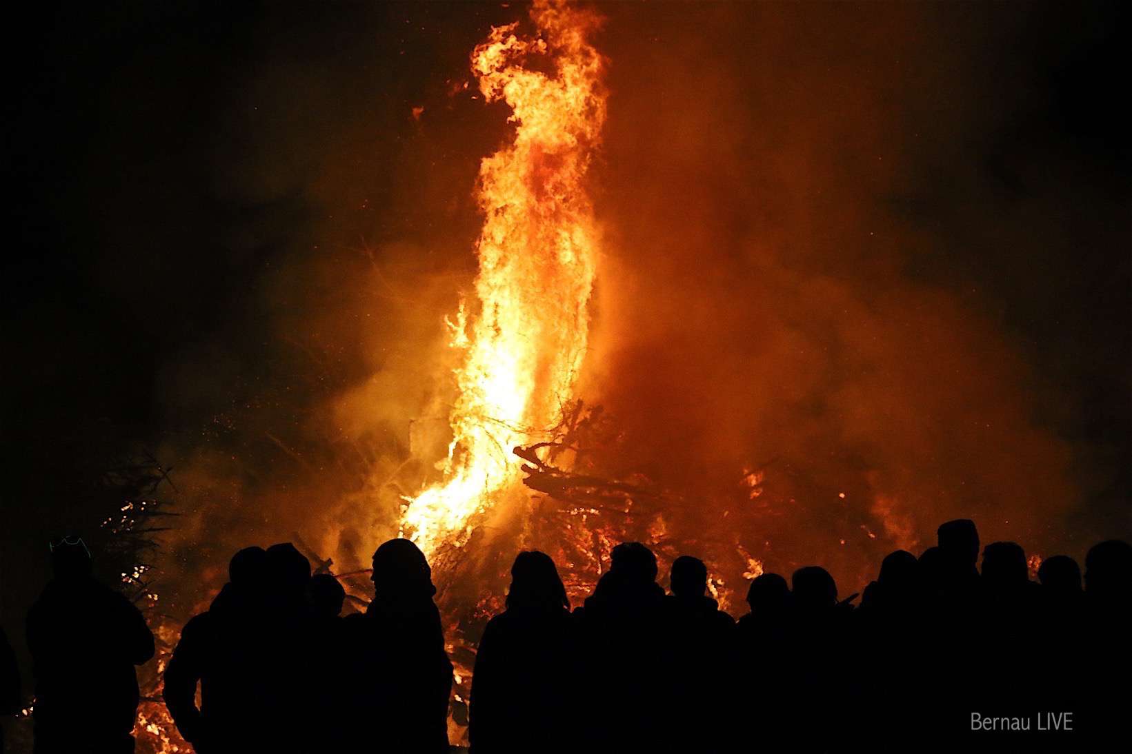 Waldbrandgefahr: Osterfeuer vielerorts abgesagt - Gefeiert wird dennoch