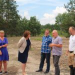 Ministerbesuch in der Schönower Heide: Bienen, Kultivierung und Naturschutz 6 Bernau LIVE