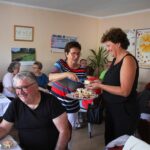 Ministerpräsident Woidke auf einen Kaffee bei der Tafel Bernau 3 Bernau LIVE