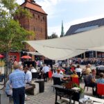 Bernau: Gregor Gysi lockt zahlreiche Besucher auf den Platz am Steintor 16 Bernau LIVE