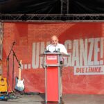 Bernau: Gregor Gysi lockt zahlreiche Besucher auf den Platz am Steintor 13 Bernau LIVE