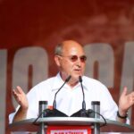 Bernau: Gregor Gysi lockt zahlreiche Besucher auf den Platz am Steintor 12 Bernau LIVE