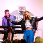 Schlagersängerin Ella Endlich begeistere ihre Fans in Bernau 13 Bernau LIVE