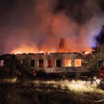 Schönwalde: Vollbrand eines Nebengebäudes von Schloss Dammsmühle 7 Bernau LIVE