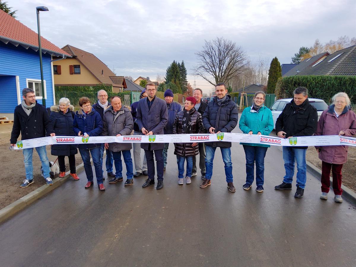 Hannah-Arendt-Straße in Schwanebeck nach Ausbau feierlich übergeben 6 Bernau LIVE