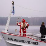 Advent in Altenhof: Hier kommt der Weihnachtsmann mit dem Schiff 12 Bernau LIVE - Dein Stadtmagazin