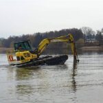 Munitionssuche im Wandlitzsee: Schwimmbagger kippte kopfüber ins Wasser 16 Bernau LIVE