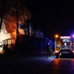 Großeinsatz der Feuerwehren Bernau: Gebäude steht in Lobetal in Vollbrand 2 Bernau LIVE