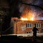 Großeinsatz der Feuerwehren Bernau: Gebäude steht in Lobetal in Vollbrand 16 Bernau LIVE