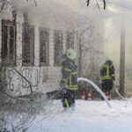 Zepernick: Gebäudebrand hält seit Stunden die Feuerwehren in Atem 14 Bernau LIVE