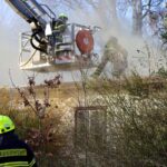 Zepernick: Gebäudebrand hält seit Stunden die Feuerwehren in Atem 29 Bernau LIVE