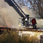 Zepernick: Gebäudebrand hält seit Stunden die Feuerwehren in Atem 34 Bernau LIVE