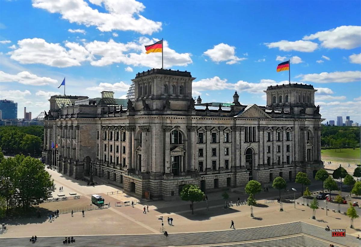 Bundestag Reichstag Berlin - Bernau LIVE