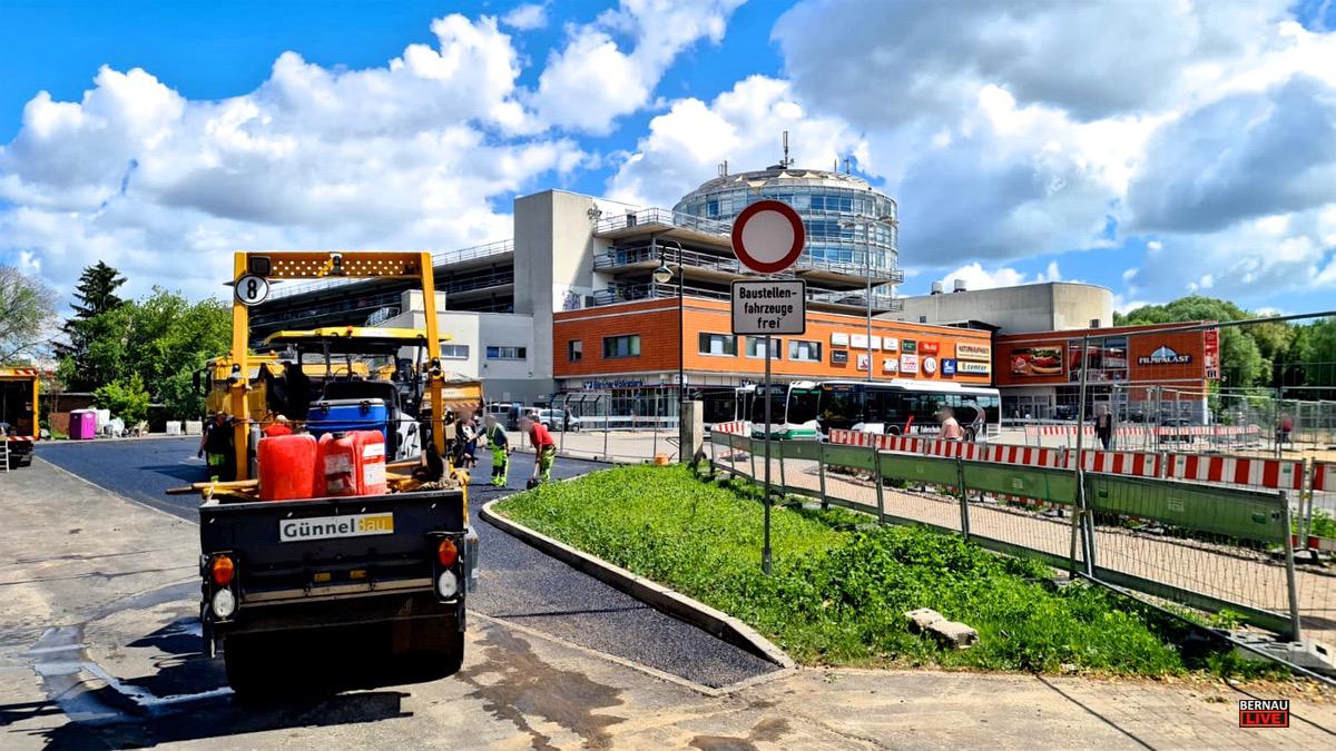 Neue Buswarteplätze an der Bahnhofs-Passage Bernau 4 Busbahnhof, Bernau, Passage Bernau,