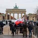 Wasserwerfer bei Corona-Demonstrationen in Berlin 19 Bernau LIVE