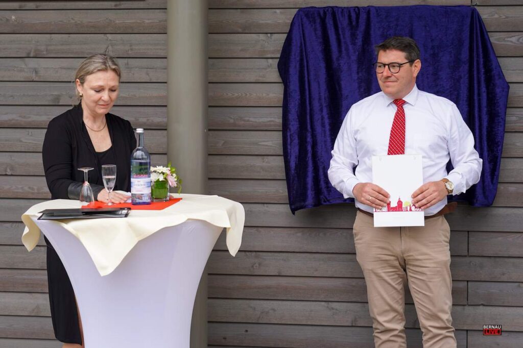 Freibad Bernau Waldfrieden - Gedenktafel erinnert an Günter Klein 15 Freibad Waldfrieden - Bernau LIVE