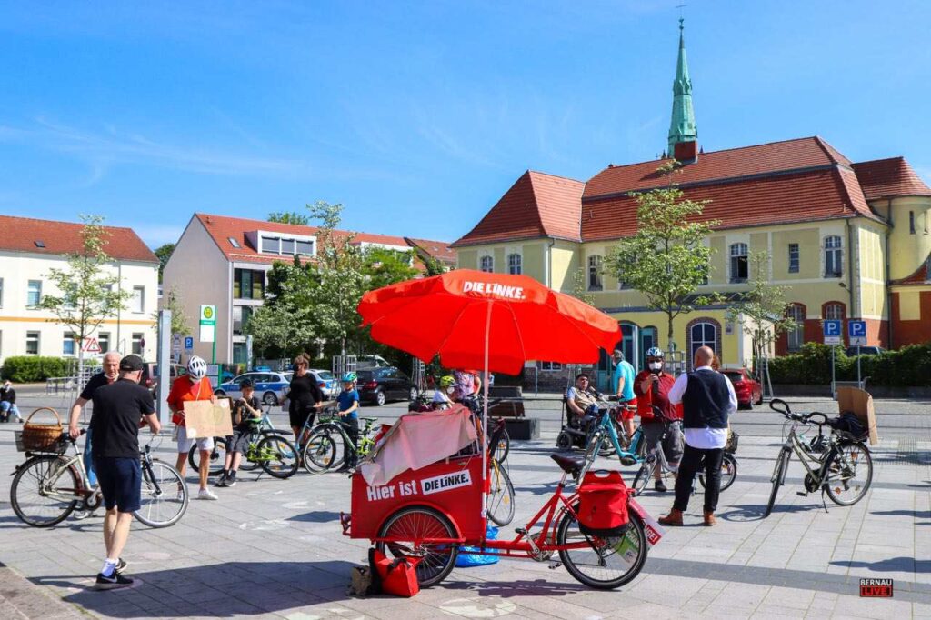 Verkehrswende jetzt: Kleine Fahrradkundgebung in Bernau 3 Bernau LIVE