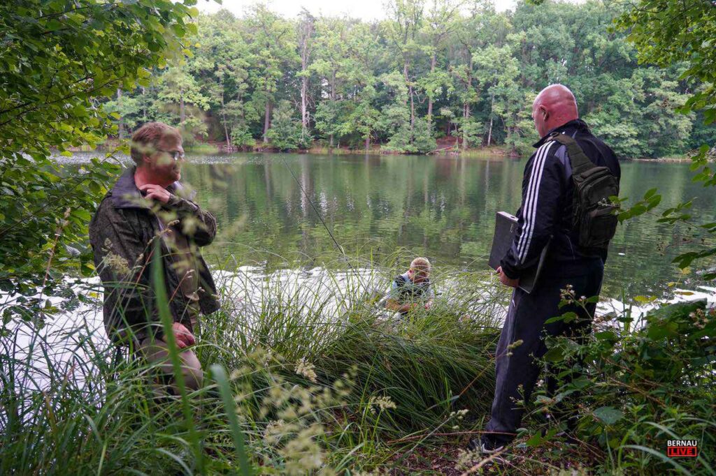 Der Natur zuliebe – Kontrollen am Hellsee und Krumme Lanke 4 Bernau LIVE