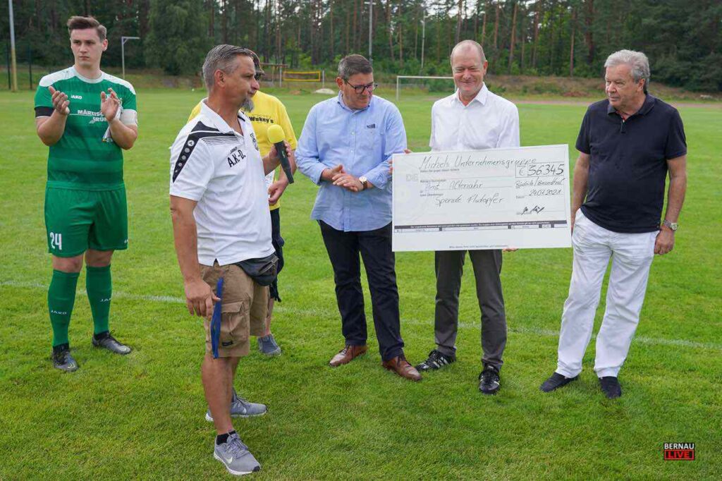 Flutopfer-Spende in Höhe von 66.345 Euro in Biesenthal übergeben 3 Bernau LIVE