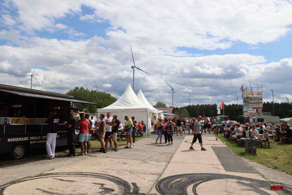 Großer Andrang zum 2. Ostfahrzeug- und IFA Treffen in Bernau 20 Bernau LIVE