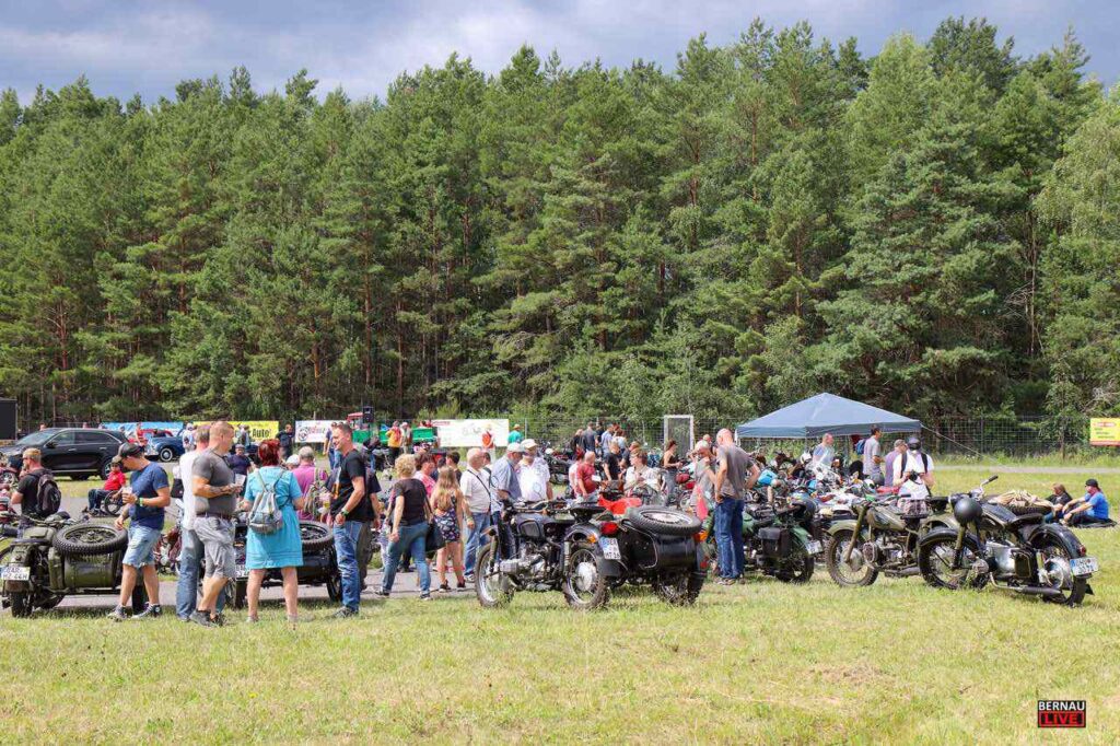 Großer Andrang zum 2. Ostfahrzeug- und IFA Treffen in Bernau 13 Bernau LIVE