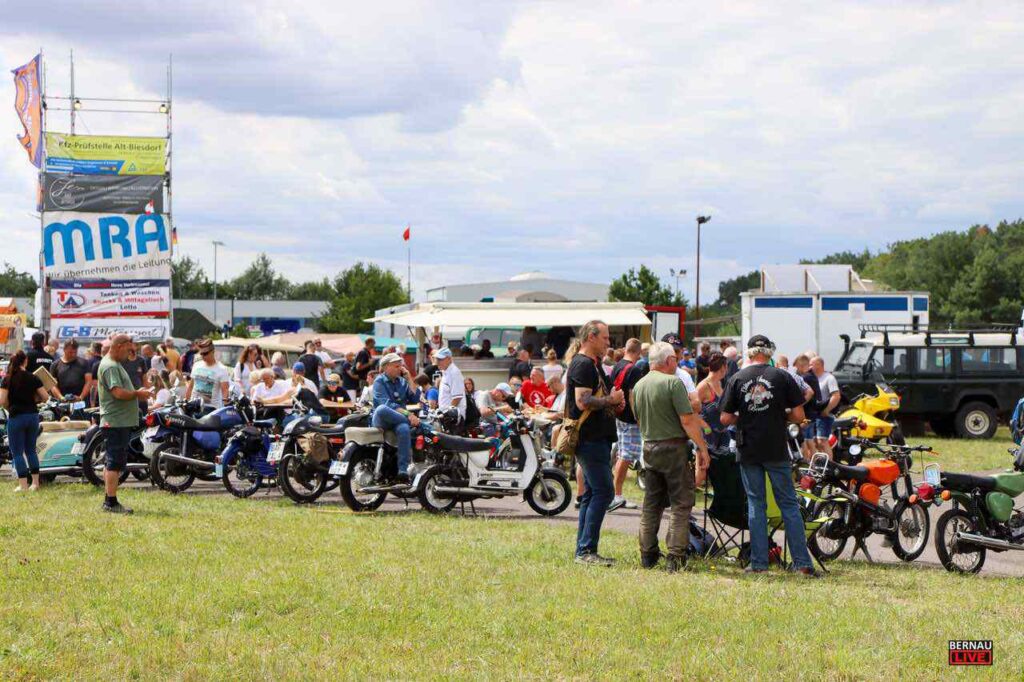 Großer Andrang zum 2. Ostfahrzeug- und IFA Treffen in Bernau 11 Bernau LIVE