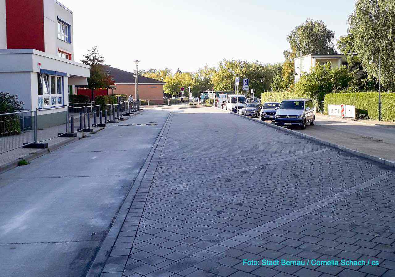 2021 09 09 Parkplatz Baikalplatz fertiggestellt Presse cs 3 2