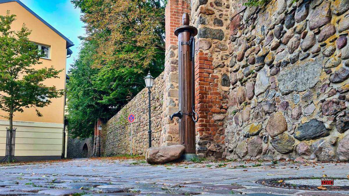Stadtmauer Bernau Herbst