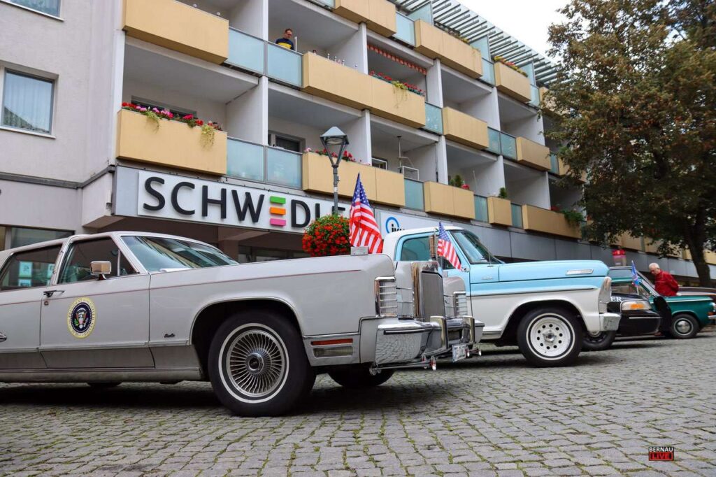 Großer Andrang beim US-Car- & Oldtimer-Treffen in Bernau 6 Bernau LIVE