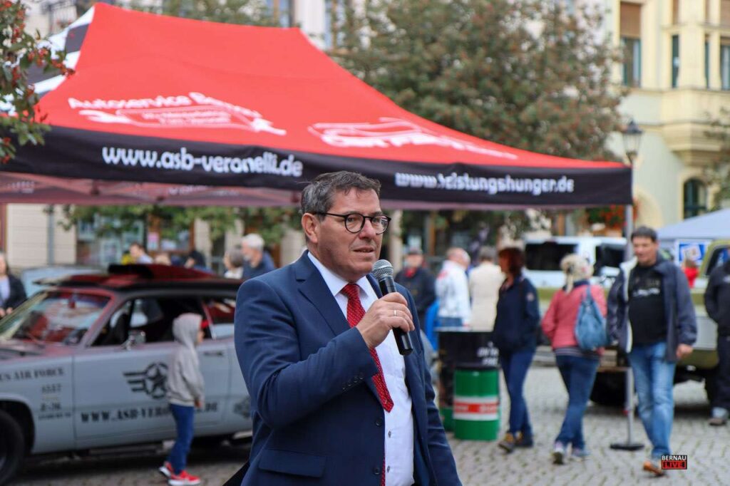 Großer Andrang beim US-Car- & Oldtimer-Treffen in Bernau 4 Bernau LIVE