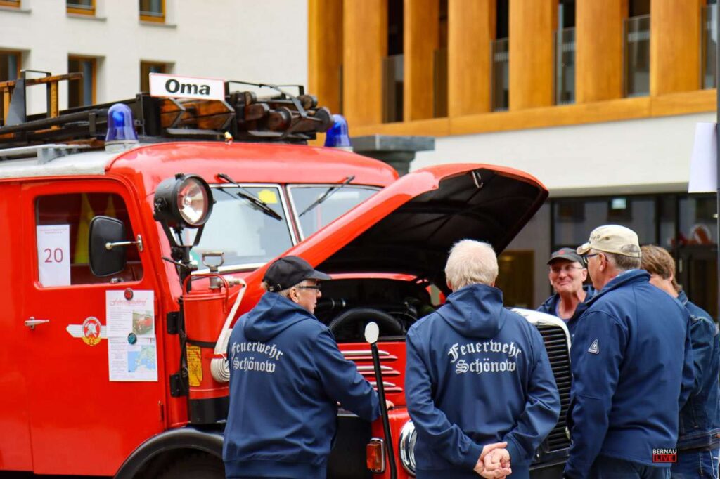 Großer Andrang beim US-Car- & Oldtimer-Treffen in Bernau 10 Bernau LIVE