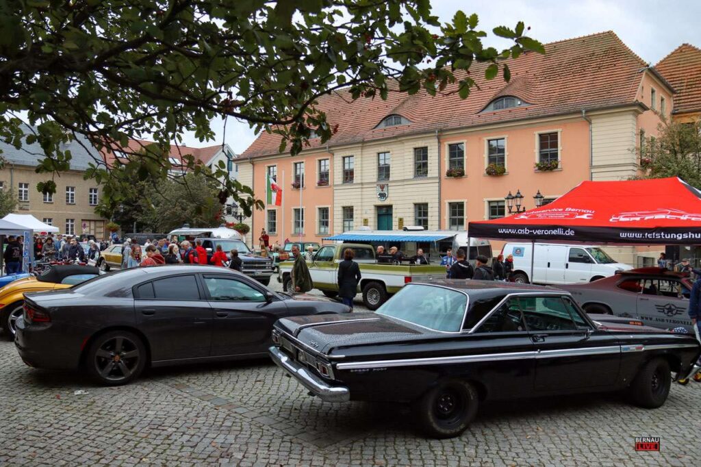 Großer Andrang beim US-Car- & Oldtimer-Treffen in Bernau 9 Bernau LIVE