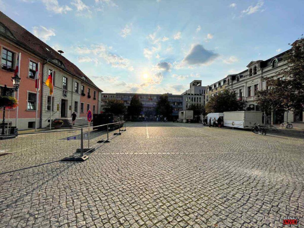 Bernau feierte zwei Tage Oktoberfest auf dem Marktplatz 4 Bernau LIVE