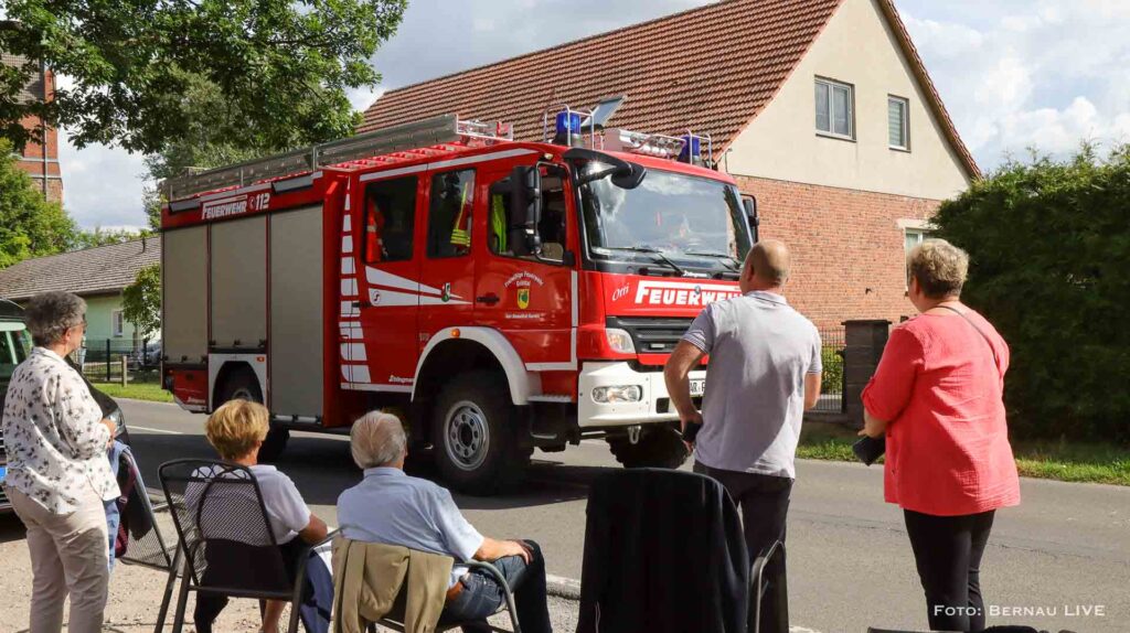 Grüntal feierte sein diesjähriges Erntefest mit wunderschönem Umzug 29 Bernau LIVE