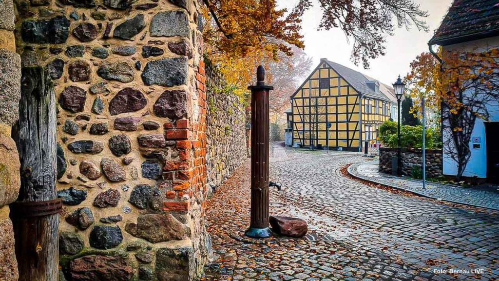 Bernau neu entdecken: Streifzüge durch Geschichte, Kulinarik und Natur 3 Tourist-Information Bernau erweitert das Angebot an Stadtführungen