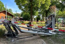 Brandstiftung: Bücherzelle im Bernauer Ortsteil Schönow zerstört