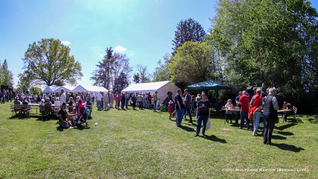 Zahlreiche Besucher beim diesjährigen Backofenfest in Danewitz