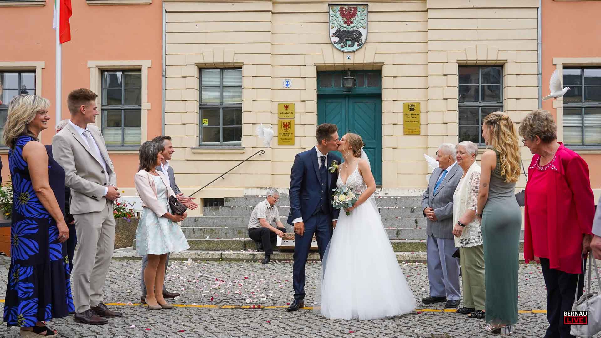 Samstagvormittag in Bernau - zwischen Hochzeit und Wilden Witwern